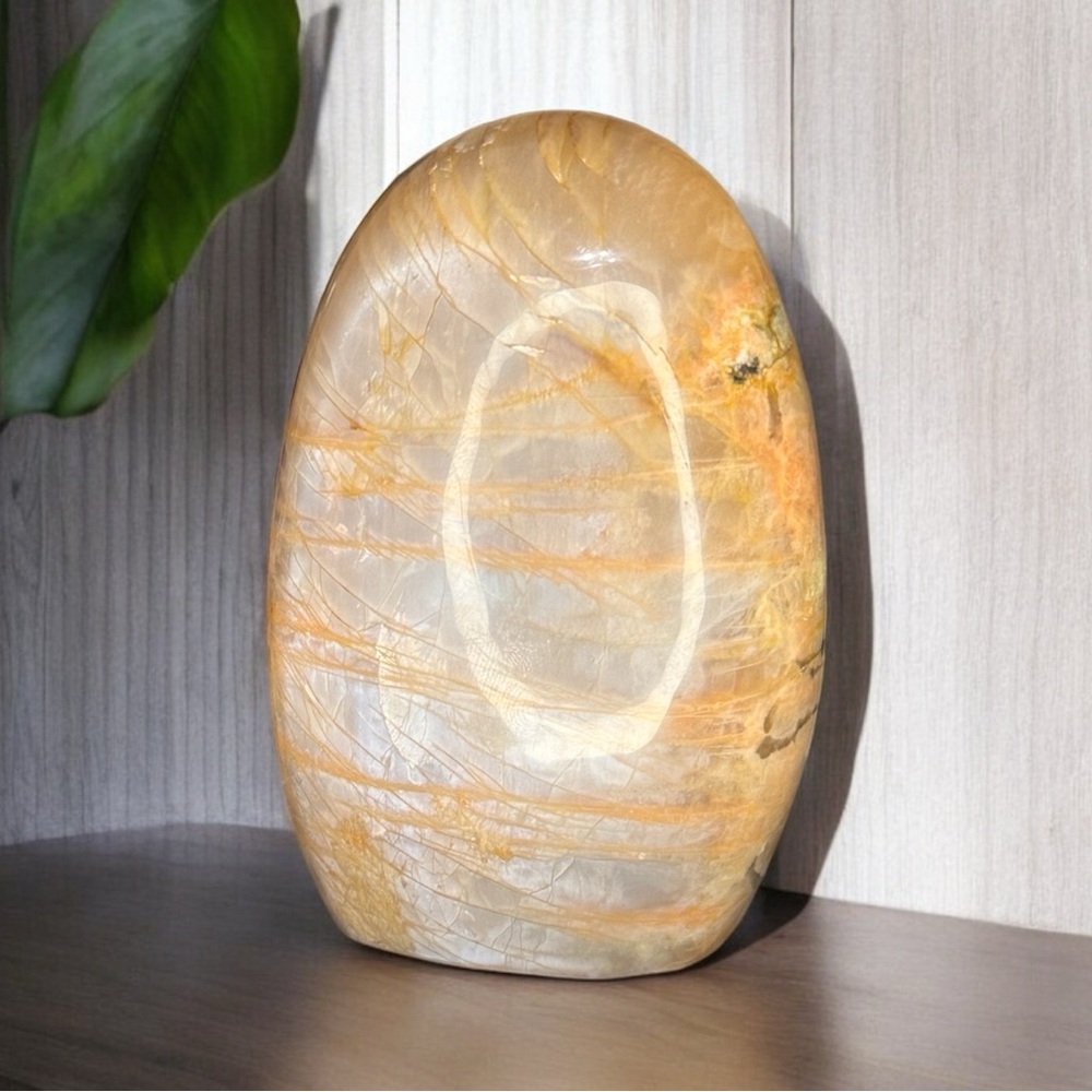Peach moonstone